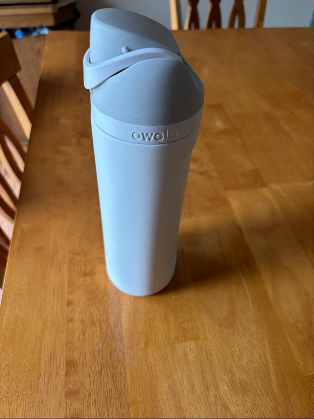 Owala White Travel Water Bottle - Leakproof Flip Lid 24 oz